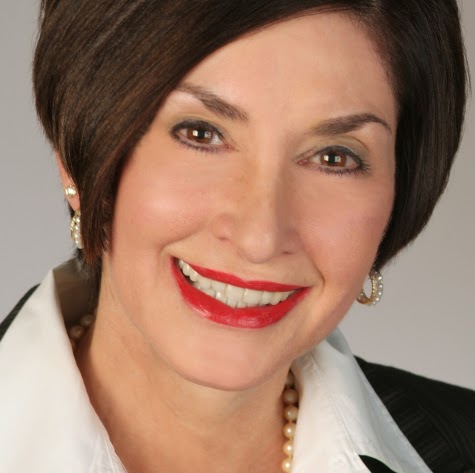 Martha Kennedy Photo 24
