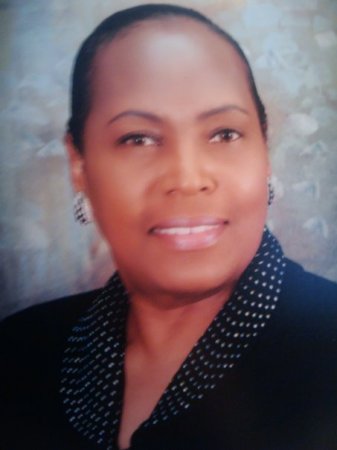 Shirley Watts Photo 10