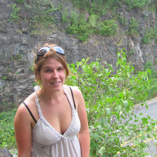 Heidi Girard Photo 24