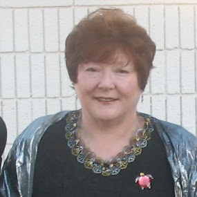 Diane Hayes Photo 16