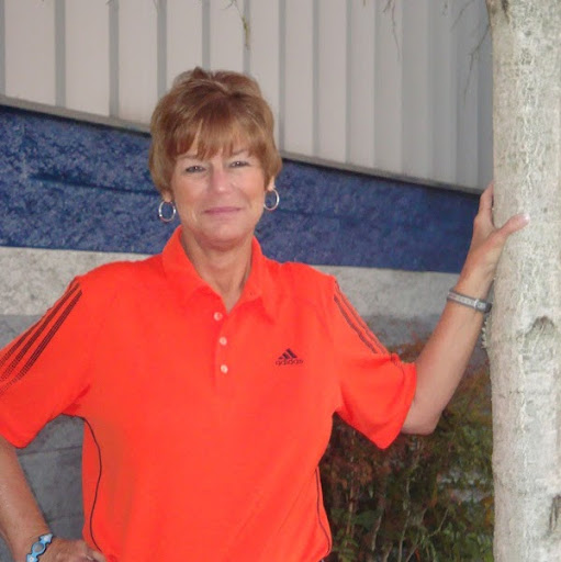 Lisa Minton Photo 37