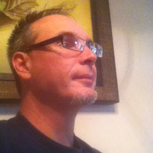 Lee West Photo 18