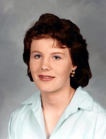 Holly Tucker Photo 14