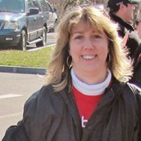 Robyn Crane Photo 9
