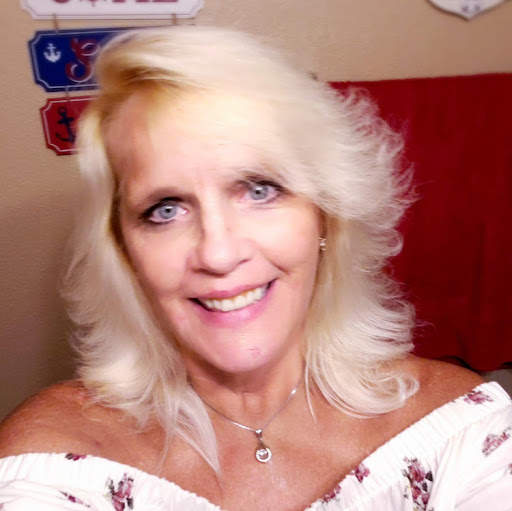 Diana Johnson Photo 15