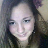 Julia Hager Photo 15