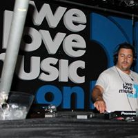 Daniel Vazquez Photo 35