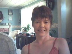 Elizabeth Hewitt Photo 30