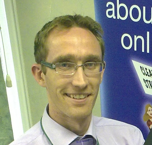 Kris Barker Photo 31