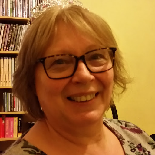 Christine Hooper Photo 19