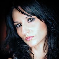 Maria Villar Photo 34