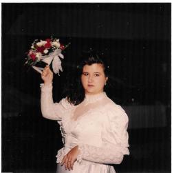 Angela Garren Photo 3