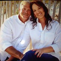 Lori Owens Photo 34
