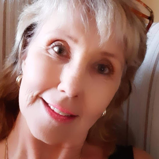 Judy Mills Photo 31