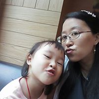 Anita Wang Photo 24