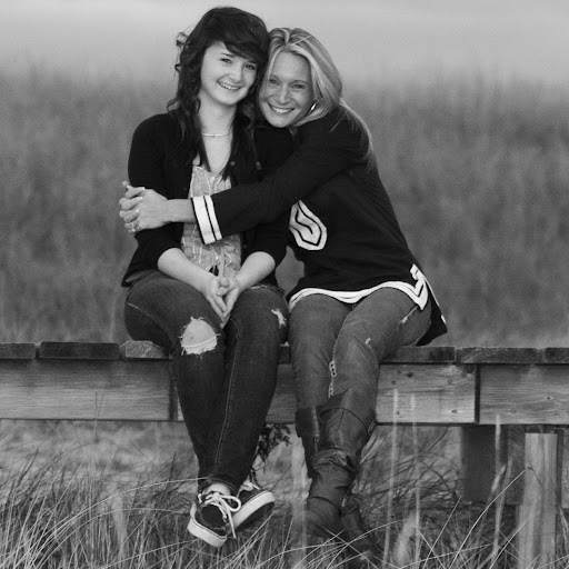 Angela Healy Photo 41