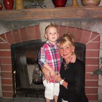 Jennifer Harker Photo 12