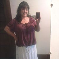 Alicia Crouch Photo 13