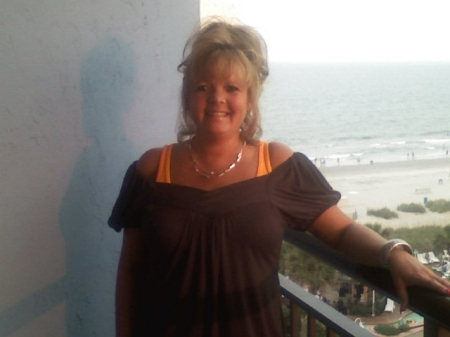 Debbie Fox Photo 16
