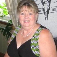 Vicky Cooper Photo 16