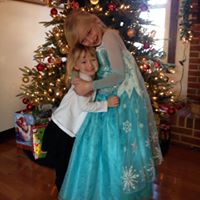Jennifer Worrell Photo 28