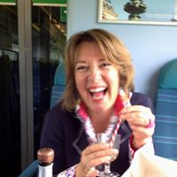 Tracy Sinclair Photo 24