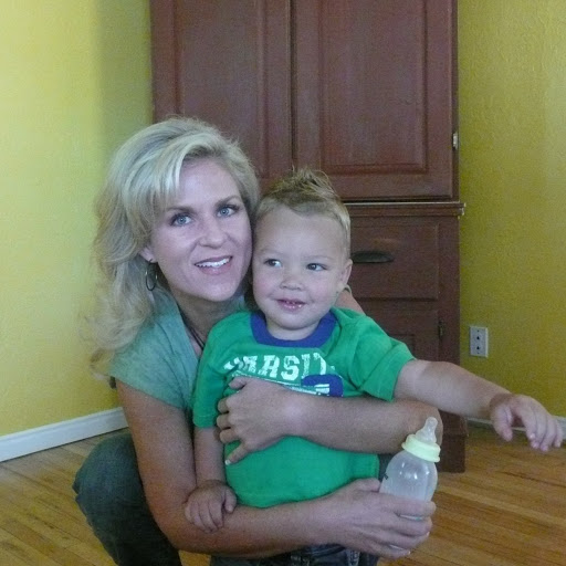 Shelly Armstrong Photo 9