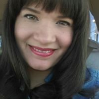 Amy Velasquez Photo 16