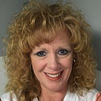 Kim Brewer Photo 47