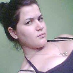 Liz Paredes Photo 9