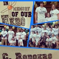 Jennifer Honeycutt Photo 25