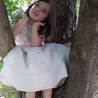 Holly Parks Photo 15