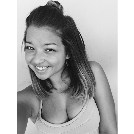 Rae Marie Photo 12