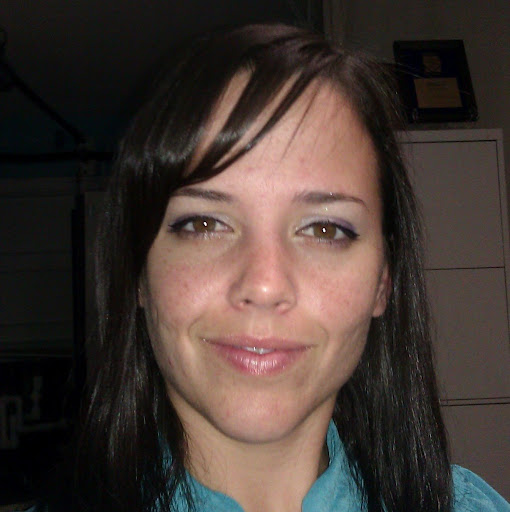Sarah Wells Photo 32