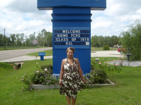 Kathy Dean Photo 33