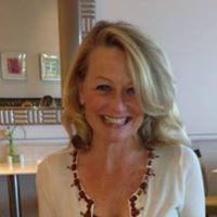 Laurie Schaefer Photo 19