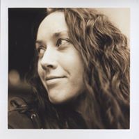 Jennifer Lambert Photo 13