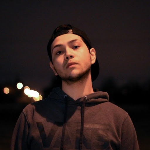 Leonel Gomez Photo 15