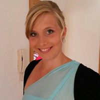 Nicole Heinz Photo 17