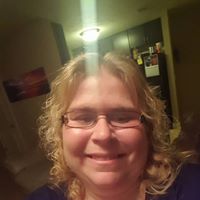 Jennifer Loucks Photo 27