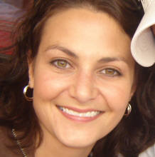Amy Edwards Photo 15