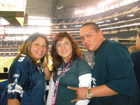Julie Montez Photo 4