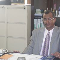Salah Osman Photo 15