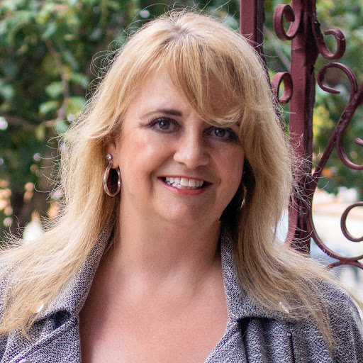 Melissa Hebert Photo 39