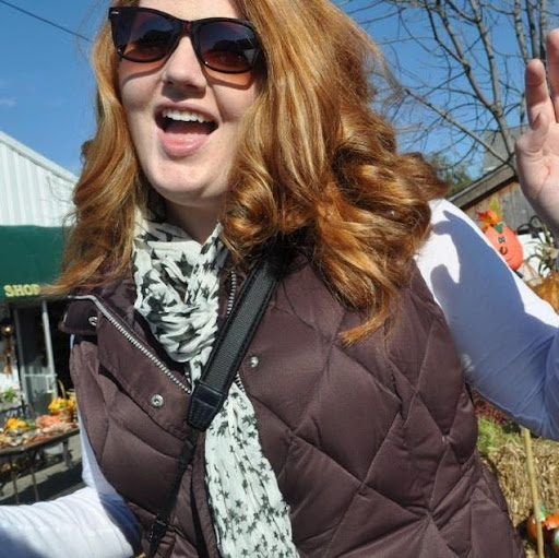 Kristin Sanders Photo 15