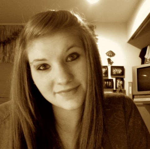Rachel Gonzalez Photo 8