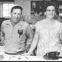 Gladys Morris Photo 14