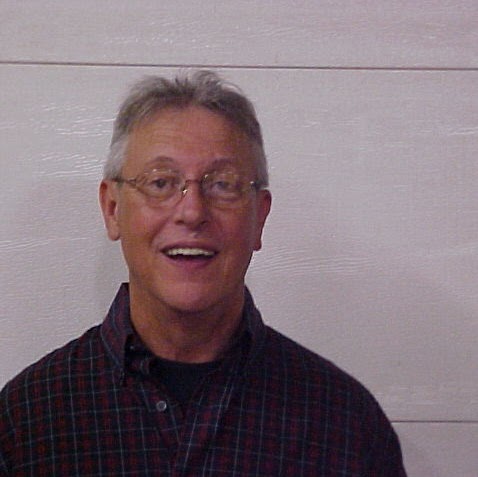 Max Phillips Photo 30