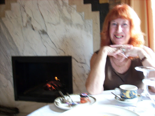 Patricia Lloyd Photo 17