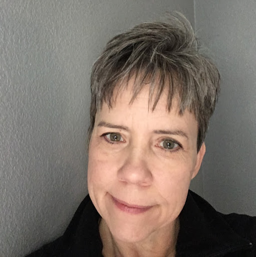 Carolyn Logan Photo 25